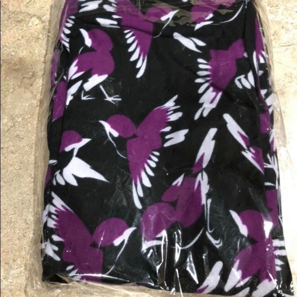 LuLaRoe OS leggings size 0-10
